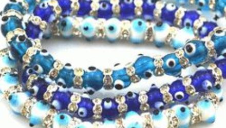 Талисманы, амулеты и обереги: как сделать, как носить и когда избавиться?